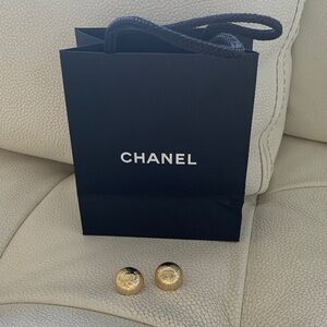 CHANEL 2025 holiday charms and bag